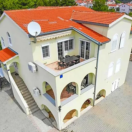Daire Adriatica Trogir